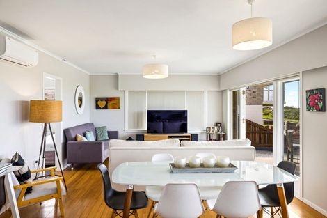 Photo of property in 129b Marine Parade, Mount Maunganui, 3116