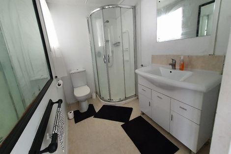 Photo of property in 1 Chippendale Crescent, Birkdale, Auckland, 0626