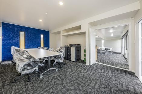 Photo of property in 32 Beach Road, Pahurehure, Papakura, 2113