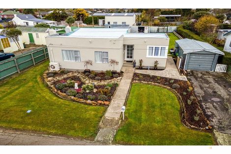 Photo of property in 33 High Street, Waimate, 7924