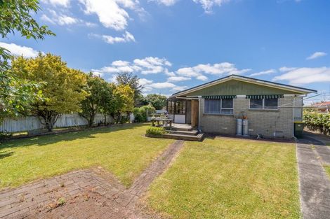 Photo of property in 4a Mahana Road, St Andrews, Hamilton, 3200