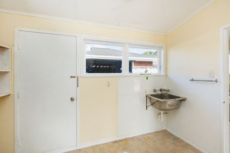 Photo of property in 15b Churchill Avenue, Hokowhitu, Palmerston North, 4410