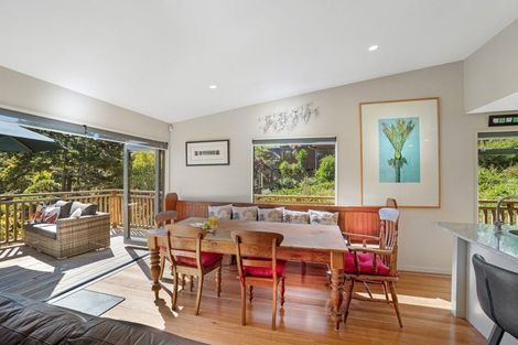 Photo of property in 2/63 Rawene Road, Birkenhead, Auckland, 0626