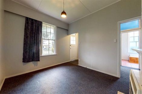 Photo of property in 22 Elizabeth Street, Moera, Lower Hutt, 5010
