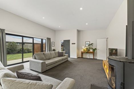 Photo of property in 18 Little Maude Drive, Lake Hawea, Wanaka, 9382