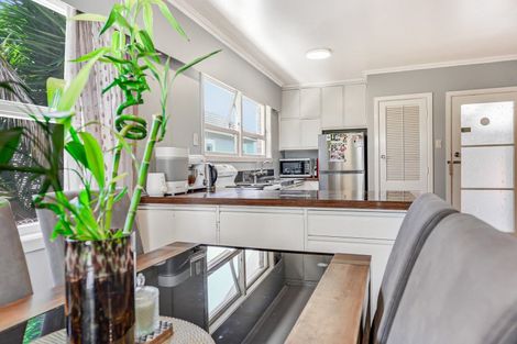 Photo of property in 51 Sandwich Road, St Andrews, Hamilton, 3200