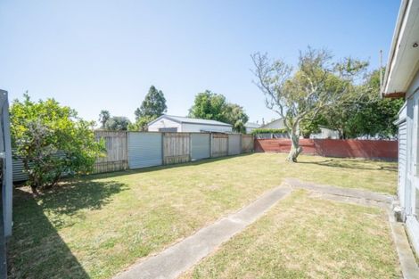 Photo of property in 67 Shamrock Street, Takaro, Palmerston North, 4412