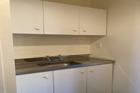 Photo of property in 11 Brougham Street, Mount Victoria, Wellington, 6011