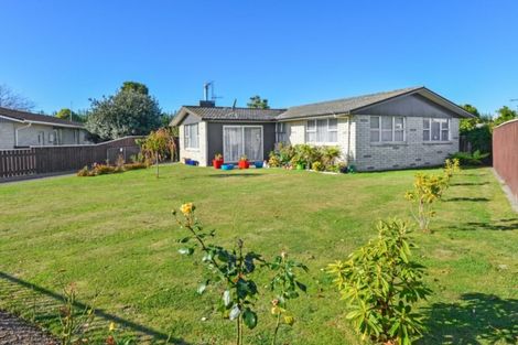 Photo of property in 74 Folkestone Drive, Flaxmere, Hastings, 4120