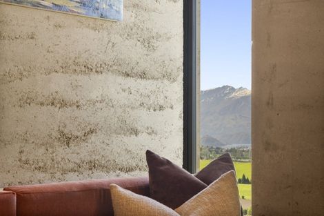 Photo of property in 633 Mount Barker Road, Wanaka, 9382