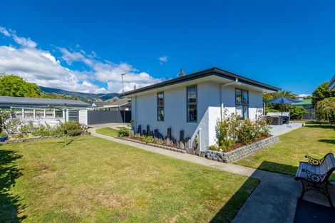 Photo of property in 8 Neale Avenue, Stoke, Nelson, 7011