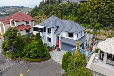 Photo of property in 10 Huxley Grove, Churton Park, Wellington, 6037