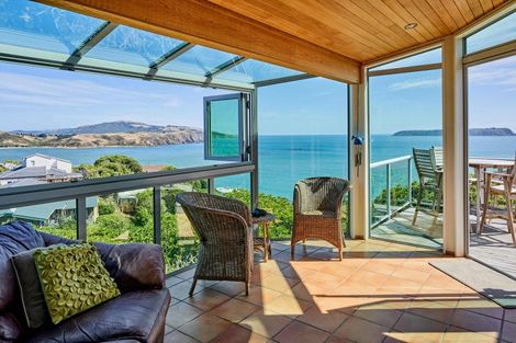 Photo of property in 1 Roys Road, Plimmerton, Porirua, 5026