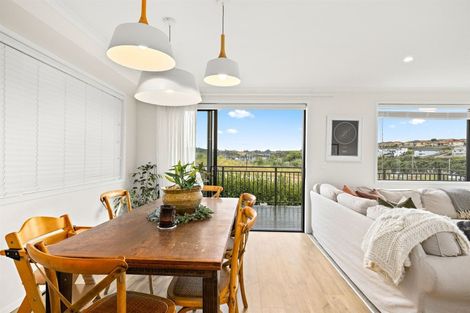 Photo of property in 77 Pinecrest Drive, Gulf Harbour, Whangaparaoa, 0930