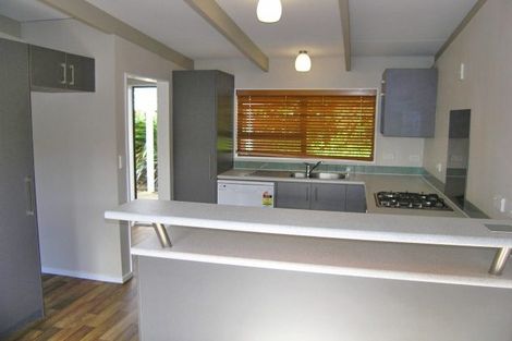 Photo of property in 33a Pekanga Road, Normandale, Lower Hutt, 5010