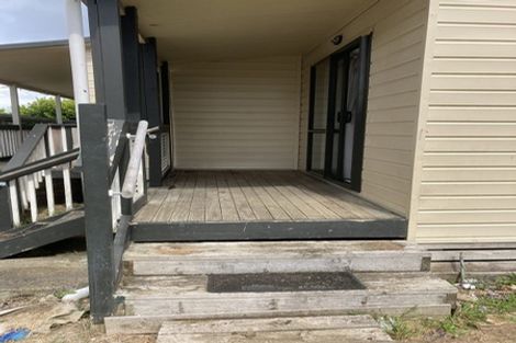 Photo of property in 5a Southview Place, Wattle Downs, Auckland, 2102