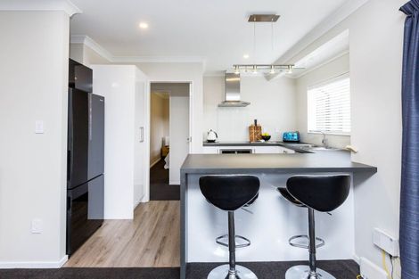 Photo of property in 12b Gloucester Street, Silverstream, Upper Hutt, 5019