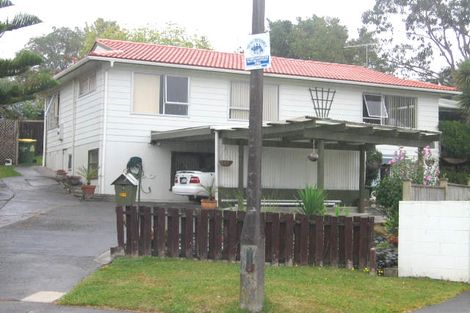 Photo of property in 4 Julia Place, Totara Vale, Auckland, 0629