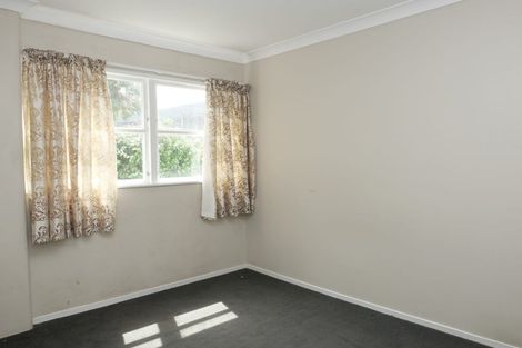 Photo of property in 70 Kelburn Parade, Kelburn, Wellington, 6012