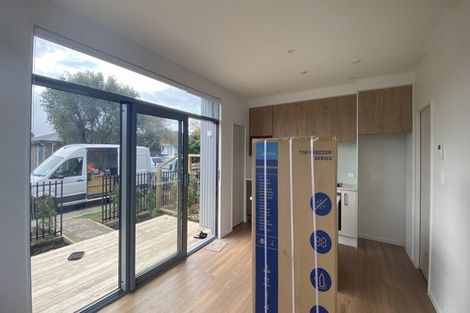 Photo of property in 14/2 Moor Avenue, Te Atatu Peninsula, Auckland, 0610