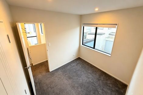 Photo of property in 32 Minhas Road, Papakura, 2110