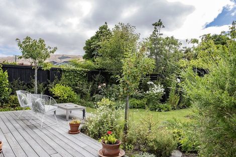 Photo of property in 1/2 Heberden Avenue, Sumner, Christchurch, 8081