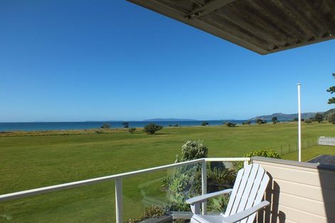 Photo of property in 122 Puka Crescent, Matarangi, Whitianga, 3592