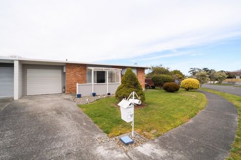 Photo of property in 73 Fairview Avenue, Feilding, 4702
