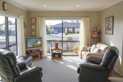 Photo of property in 9 Lowburn Avenue, Waipu, 0510