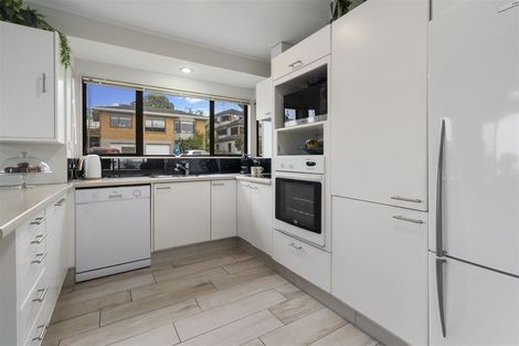 Photo of property in 1/16 Petrel Place, Massey, Auckland, 0614