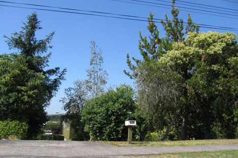 Photo of property in 781 East Coast Road, Northcross, Auckland, 0630