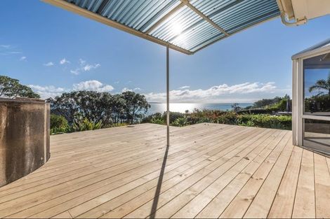 Photo of property in 1420 Whangaparaoa Road, Army Bay, Whangaparaoa, 0930