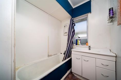 Photo of property in 58 Egmont Street, Hawera, 4610