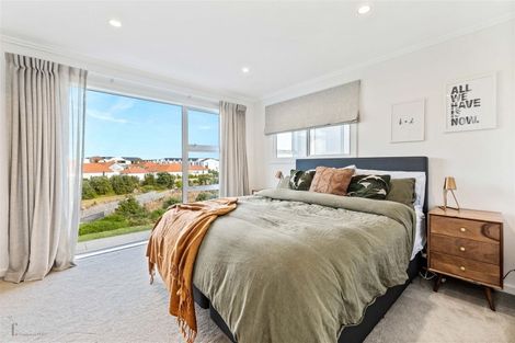 Photo of property in 13 Frances Bryers Road, Hobsonville, Auckland, 0616