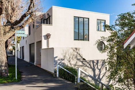 Photo of property in 10 Upland Road, Kelburn, Wellington, 6012