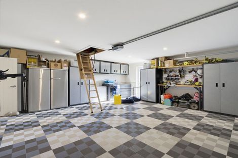Photo of property in 96 Omana Avenue, Shelly Beach, South Head, 0874