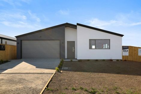 Photo of property in 2 Tarata Way, Lower Shotover, 9304