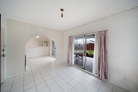 Photo of property in 26 Ewbank Place, Manurewa, Auckland, 2102