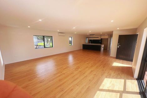 Photo of property in 230a Birkdale Road, Birkdale, Auckland, 0626