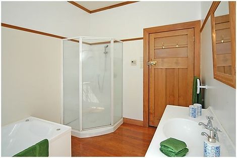 Photo of property in 6 Pomare Street, Ngaio, Wellington, 6035