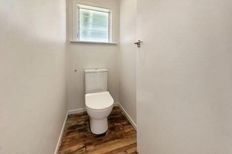 Photo of property in 11 Rowan Terrace, Te Atatu South, Auckland, 0610