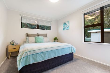 Photo of property in 17 Awhiorangi Promenade, Swanson, Auckland, 0816