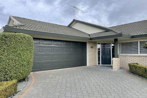 Photo of property in 87 Redcastle Drive, East Tamaki, Auckland, 2013