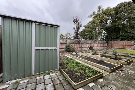 Photo of property in 6 Waddell Lane, Avondale, Christchurch, 8061