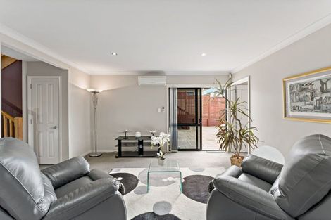 Photo of property in 157e Hobsonville Road, West Harbour, Auckland, 0618