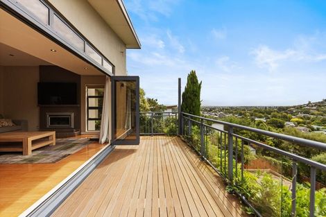 Photo of property in 8 Emerald Lane, Cashmere, Christchurch, 8022