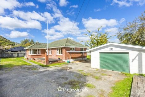 Photo of property in 35 Black Beech Street, Birchville, Upper Hutt, 5018