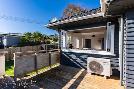 Photo of property in 17a Ash Street, Maungaturoto, 0520
