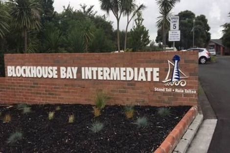 Photo of property in 3/17 Matata Street, Blockhouse Bay, Auckland, 0600