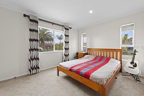 Photo of property in 57 Pitt Avenue, Clendon Park, Auckland, 2103
